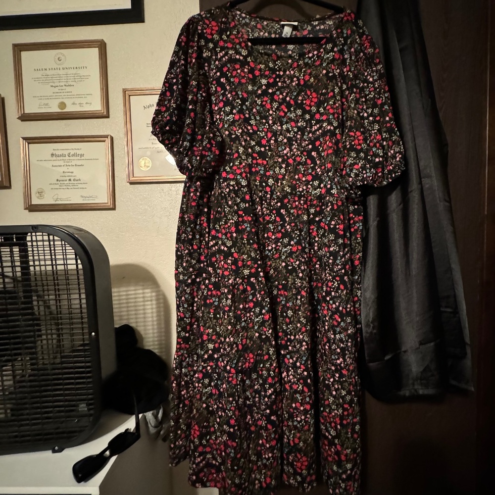 Dark Fall Floral Tiered Dress | Plus Size 2X | Ava and Viv